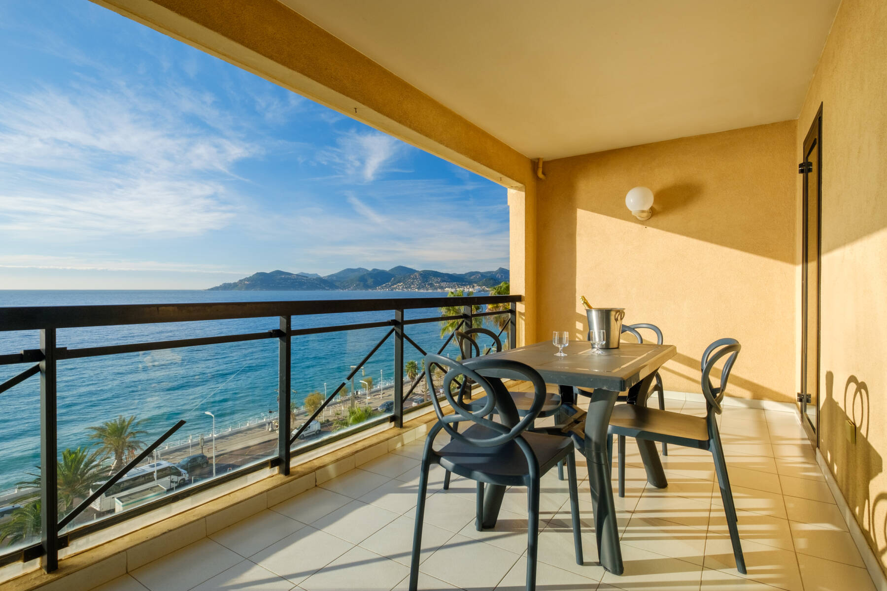 ResidHotel - Cannes La Bocca Villa Maupassant