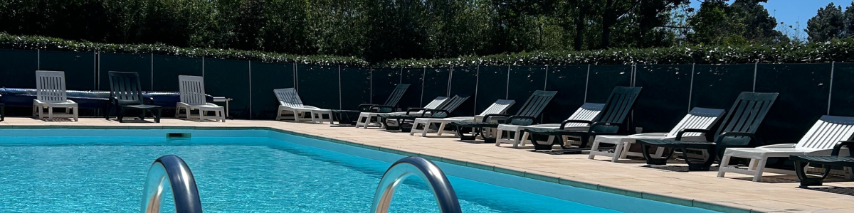 residhotel grand avignon, apparthotel, appartements et studios avignon, piscine avignon, piscine residhotel avignon, piscine été avignon, vacances avignon, séjour loisir, famille, couple, amis